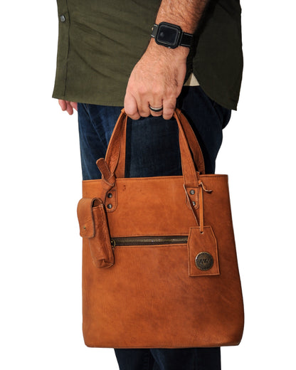 TWO WINE BOTTLE TOTE IN BROWN